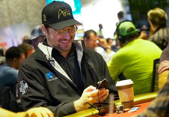 Phil Hellmuth Q4 Phil Hellmuth Q4
